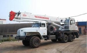 Автокран-вездеход в Уфе Урал 25 тонн 31 метр.jpg