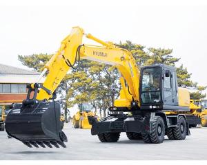 Аренда экскаватора Hitachi 160, полноповоротный колесный.  Город Уфа Huydai 170.jpg