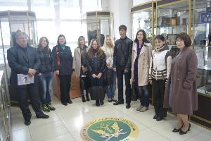 Судебные приставы провели "День открытых дверей" Город Уфа studenty_vegu.JPG