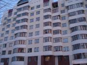 Продается 2 комнатная квартира в одном из престижных районов г. Уфы по ул. Свердлова 67, за «гостиным Двором», 6/9 нового кирпичного дома 2010 года постройки, общая площадь 60 кв. м. ,  Город Уфа 426f990b3-1024x768-140776388-large.jpg